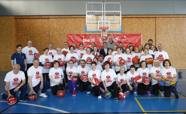 Fernando Romay posa con los 