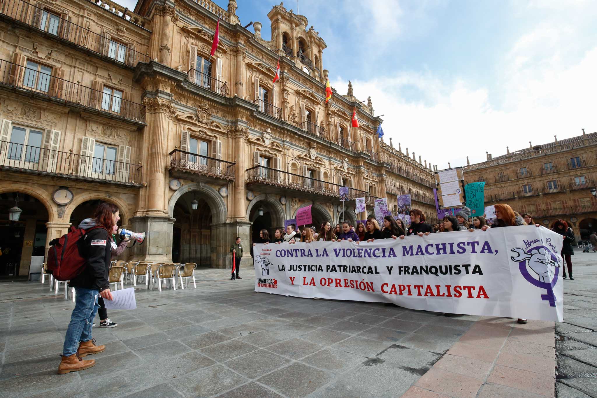 Fotos: Concentración estudiantil del 8-M en la plaza de los Bandos de Salamanca