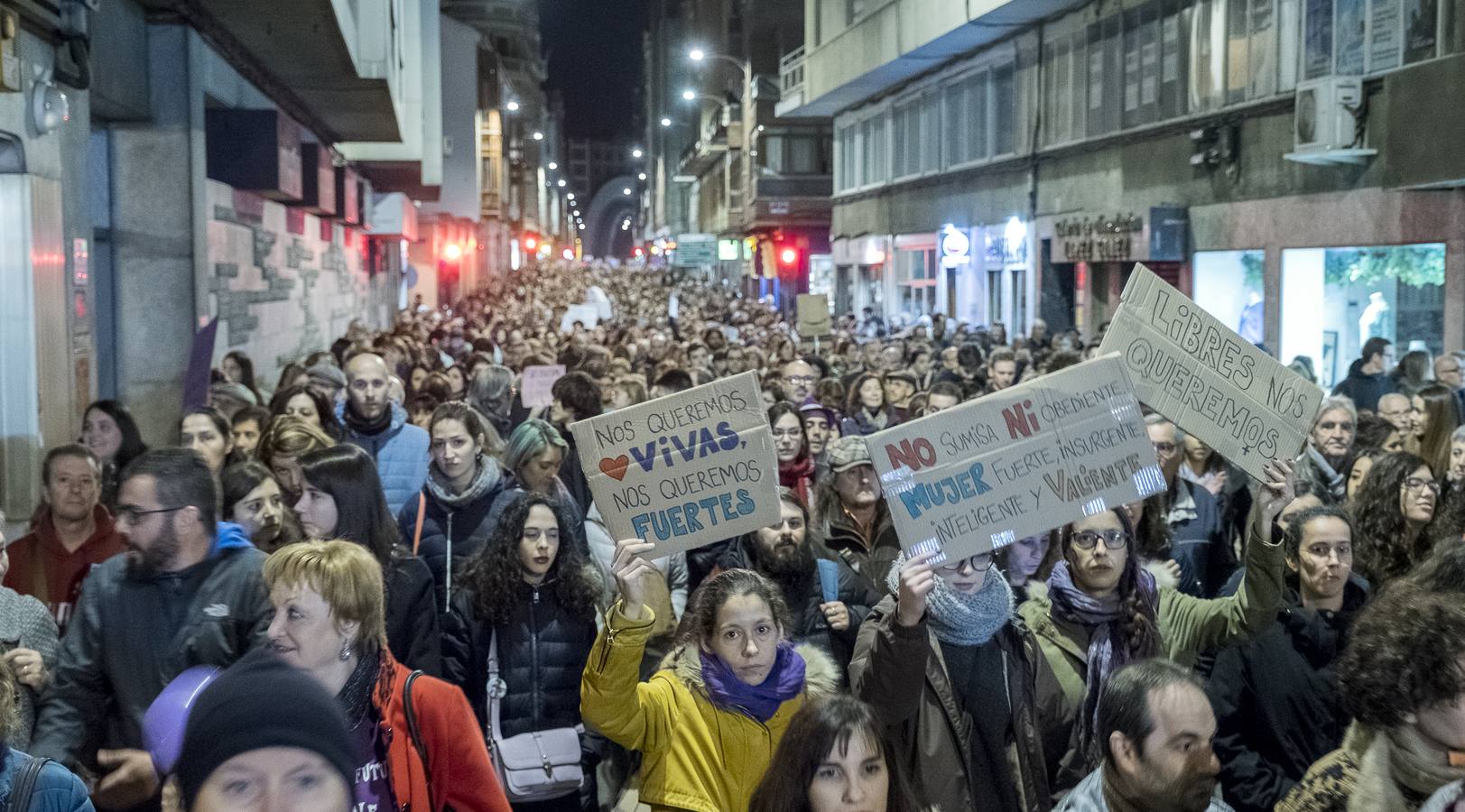 Fotos: Manifestación general del 8-M en Valladolid