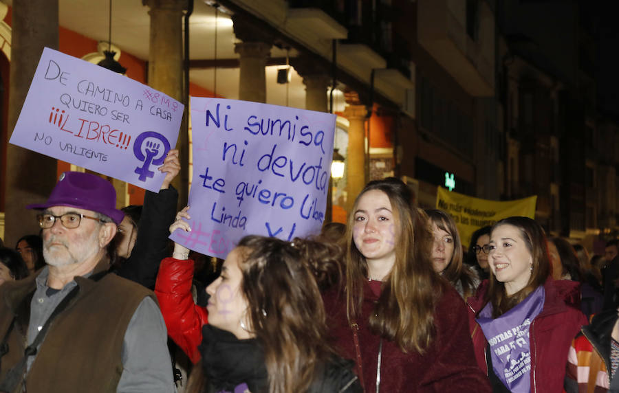 Fotos: Palencia se manifiesta en el Día de la Mujer