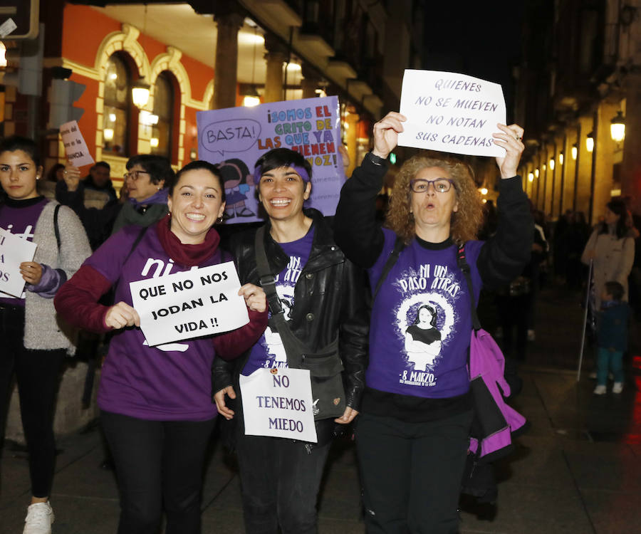 Fotos: Palencia se manifiesta en el Día de la Mujer