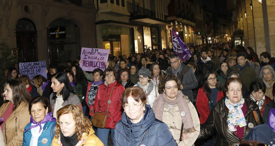 Fotos: Palencia se manifiesta en el Día de la Mujer