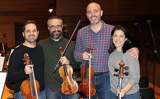 Desde la izquierda Josep Puchades, Cibrán Sierra, Aitor Hevia y Helena Poggio.