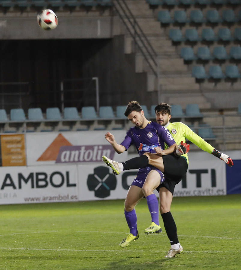 Fotos: Palencia Cristo Atlético 0 - 0 Real Ávila