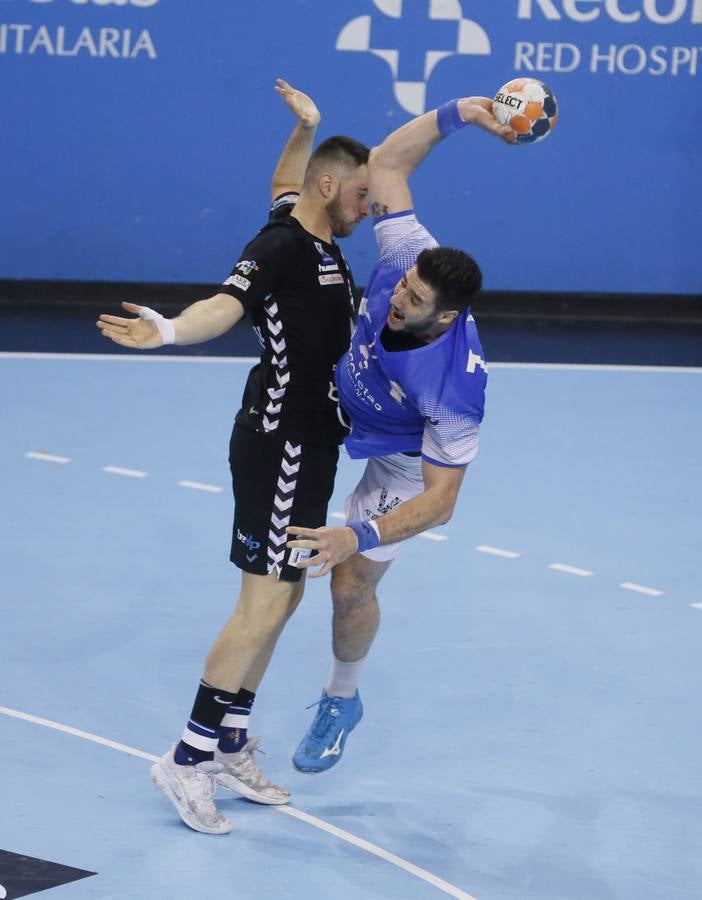 El equipo vallisoletano derrota al conjunto cántabro gracias a su buena defensa y a sus momentos de fluidez en ataque