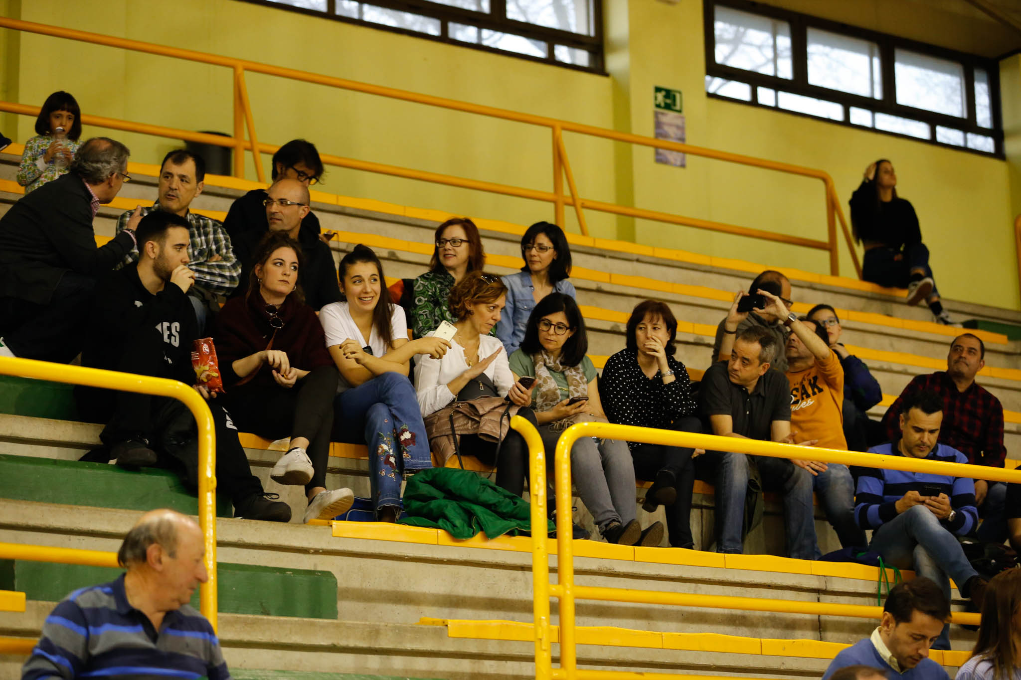 El equipo salmantino suma su quinta victoria y abandona el farolillo rojo del grupo de la permanencia