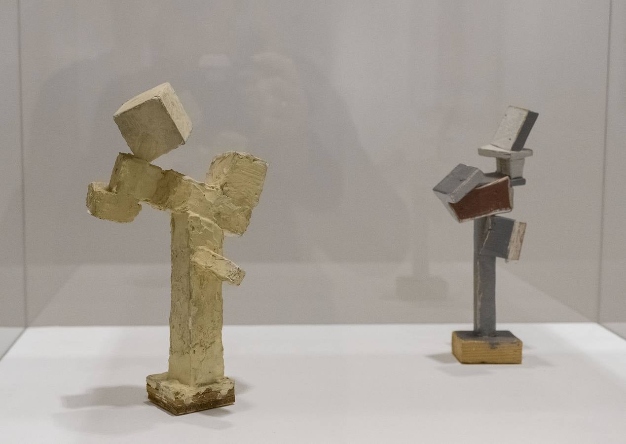 Pinturas, collages y juguetes del pintor segoviano podrá visitarse hasta el 2 de junio