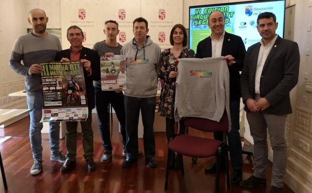 Autoridades y organizadores, durante la presentación del circuito.