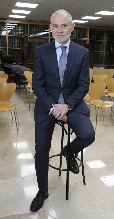 El Norte de Castilla y la Fundación Ecolec celebraron este lunes un coloquio en el que participaron representantes de los sectores público y privado para hablar sobre los retos y responsabilidades que plantea el nuevo paradigma de la economía circular.