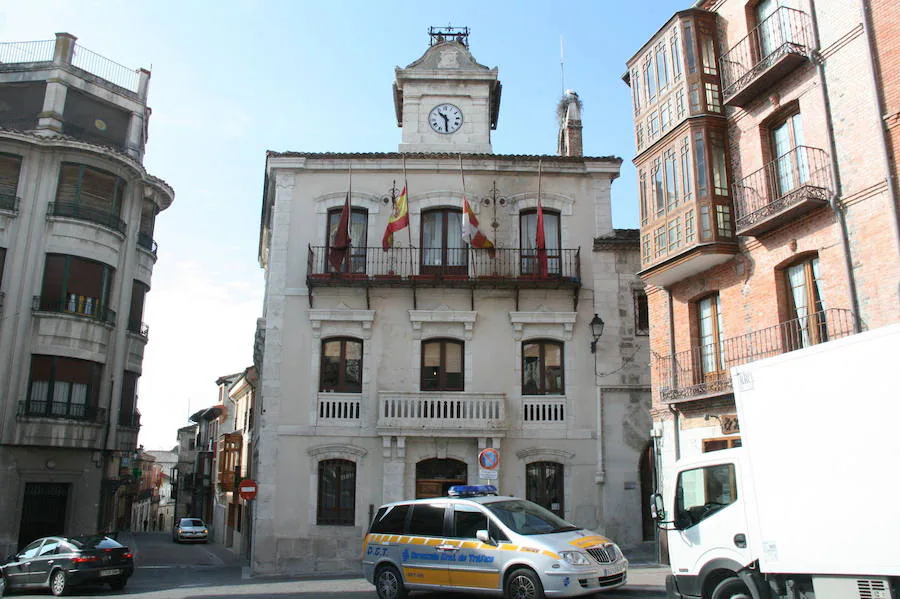 Fachada del Ayuntamiento de Cuéllar.