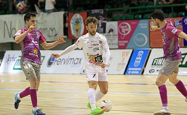 Álvaro López, en un momento del partido frente al Palma Futsal.