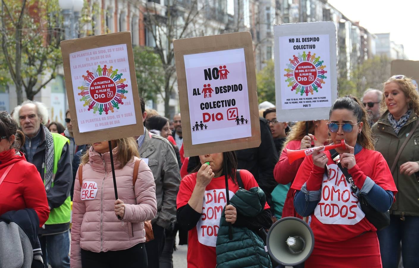 Fotos: Manifestación en Valladolid de los trabajadores de DIA