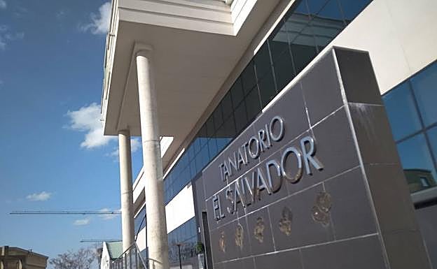 Fachada del tanatorio 'El salvdor'. 