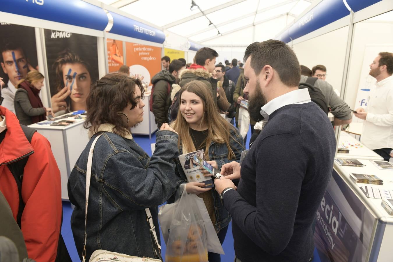 Inauguración de FIBEST, foro de empleo para estudiantes.