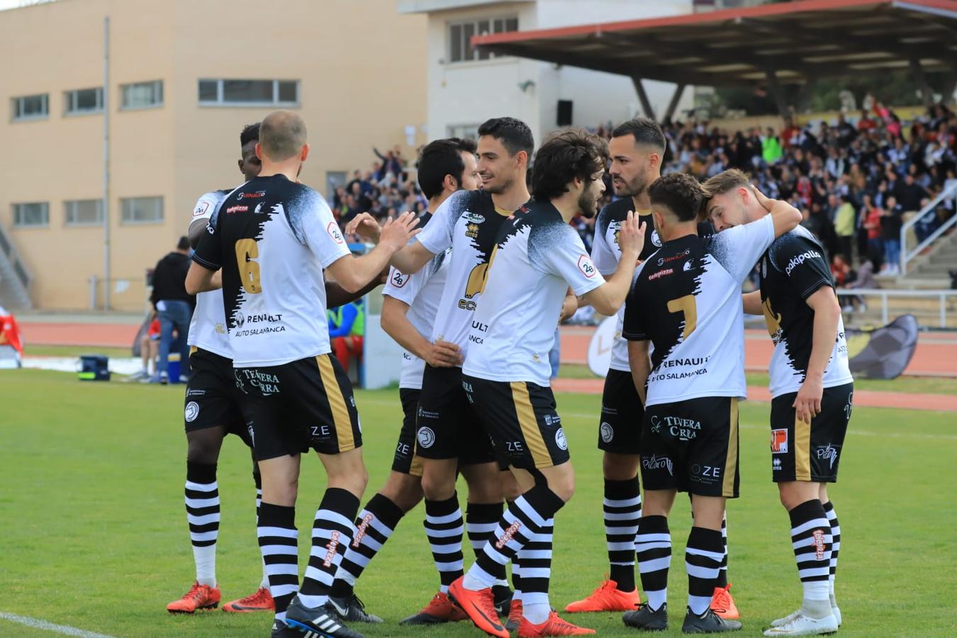 Fotos: Partido entre el Unionistas y Fuenlabrada