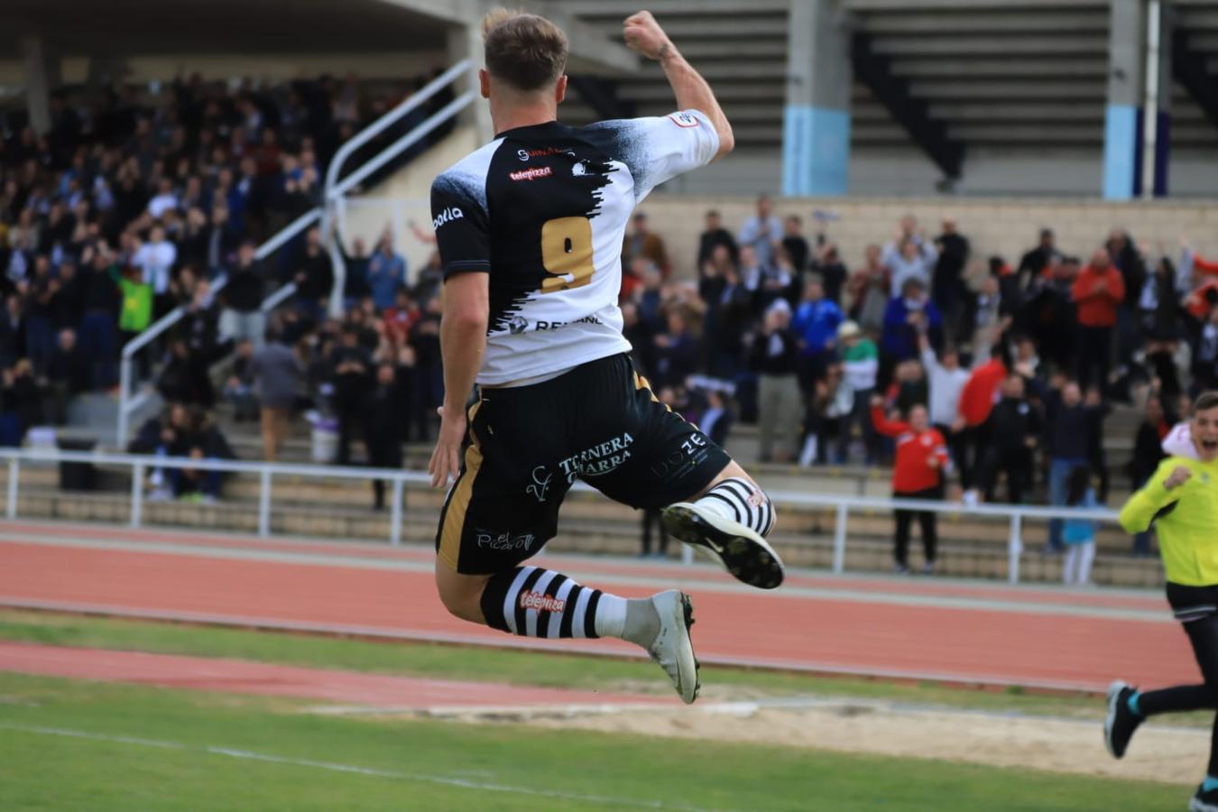 Fotos: Partido entre el Unionistas y el Fuenlabrada (2/2)