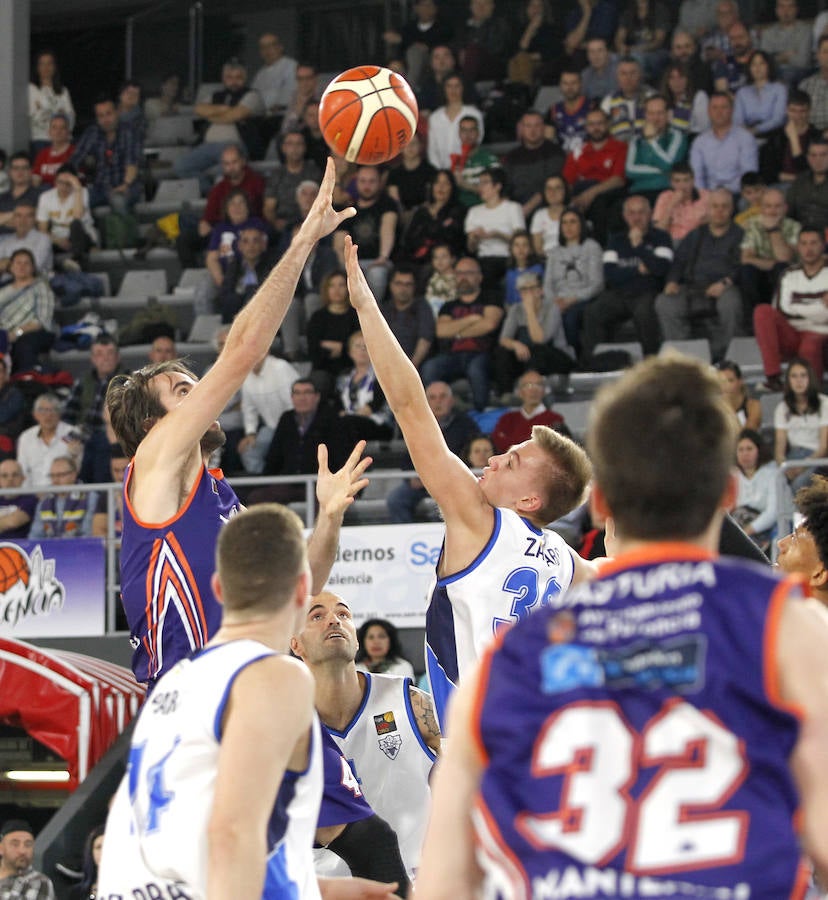 Fotos: Chocolates Trapa Palencia 64-63 CB Prat