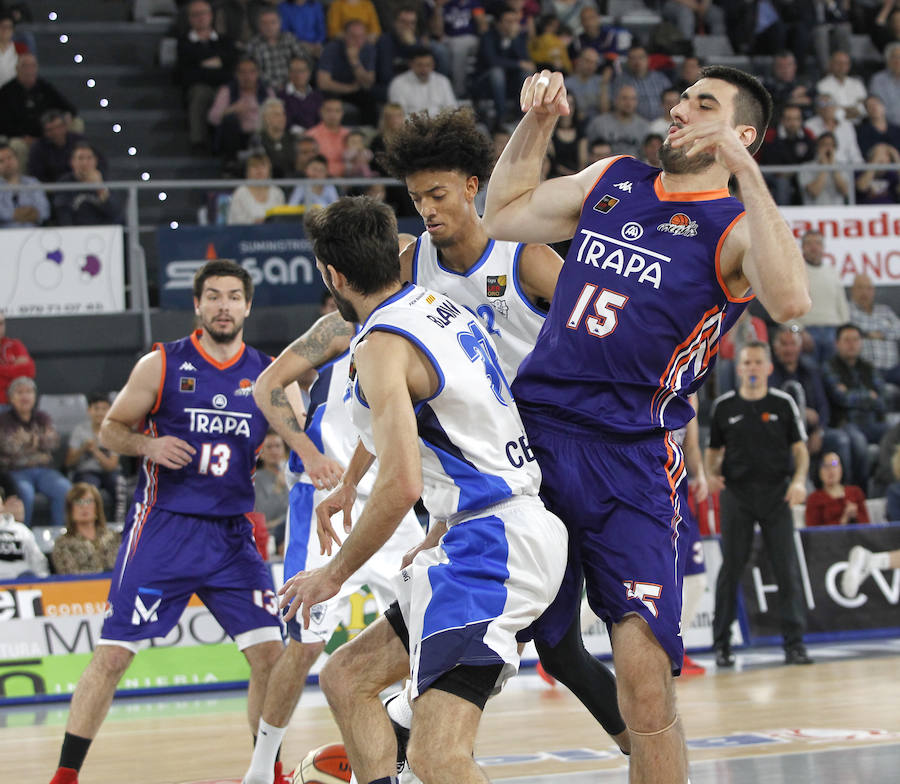 Fotos: Chocolates Trapa Palencia 64-63 CB Prat