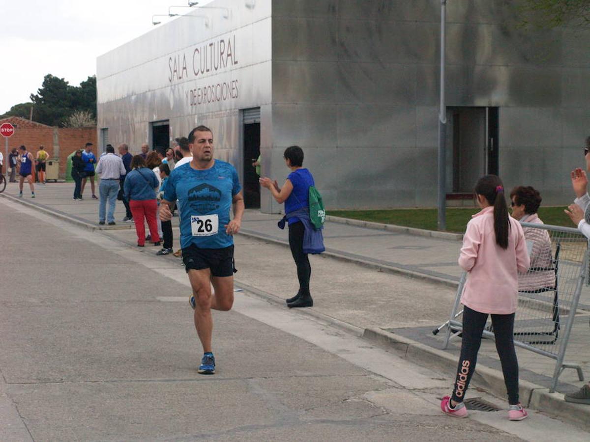 Carrera popular en Pedrajas de San Esteban en favor de la Asociación Española contra el Cáncer