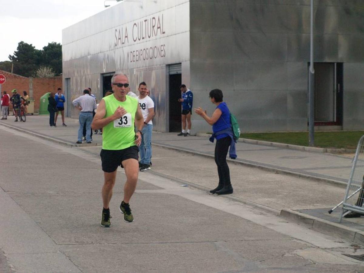 Carrera popular en Pedrajas de San Esteban en favor de la Asociación Española contra el Cáncer