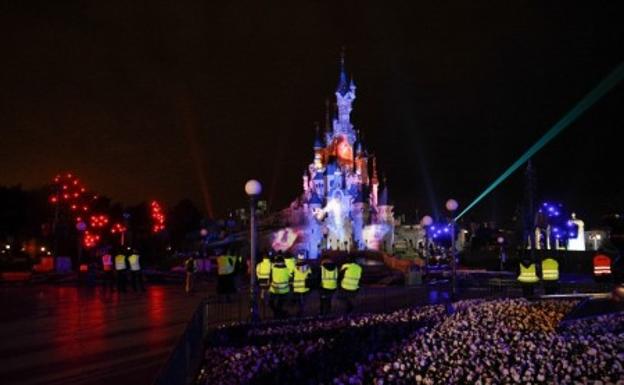 Una escalera mecánica provocó una ola de pánico en Disneyland París