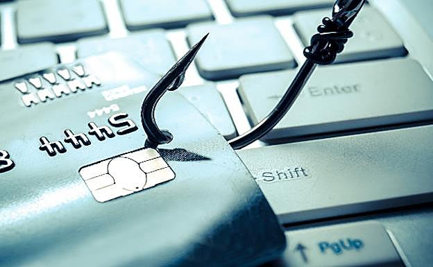 Un menor burgalés roba 6.000 euros de la tarjeta de crédito de una vecina