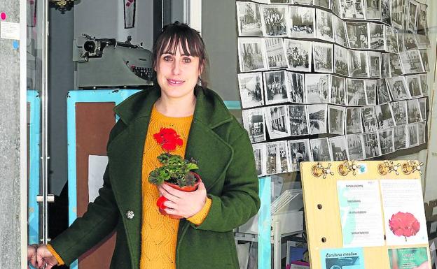 Vanesa Calzada, de La Fontanería Crea, en el barrio de Vadillos. 