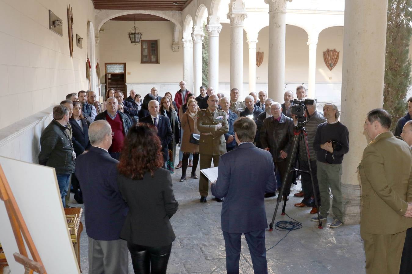 La muestra presenta por primera vez al público el 'Cristo de la Misión' que saldrá en procesión el próximo 13 de abril con motivo del 75 aniversario de la Hermandad de los Artilleros