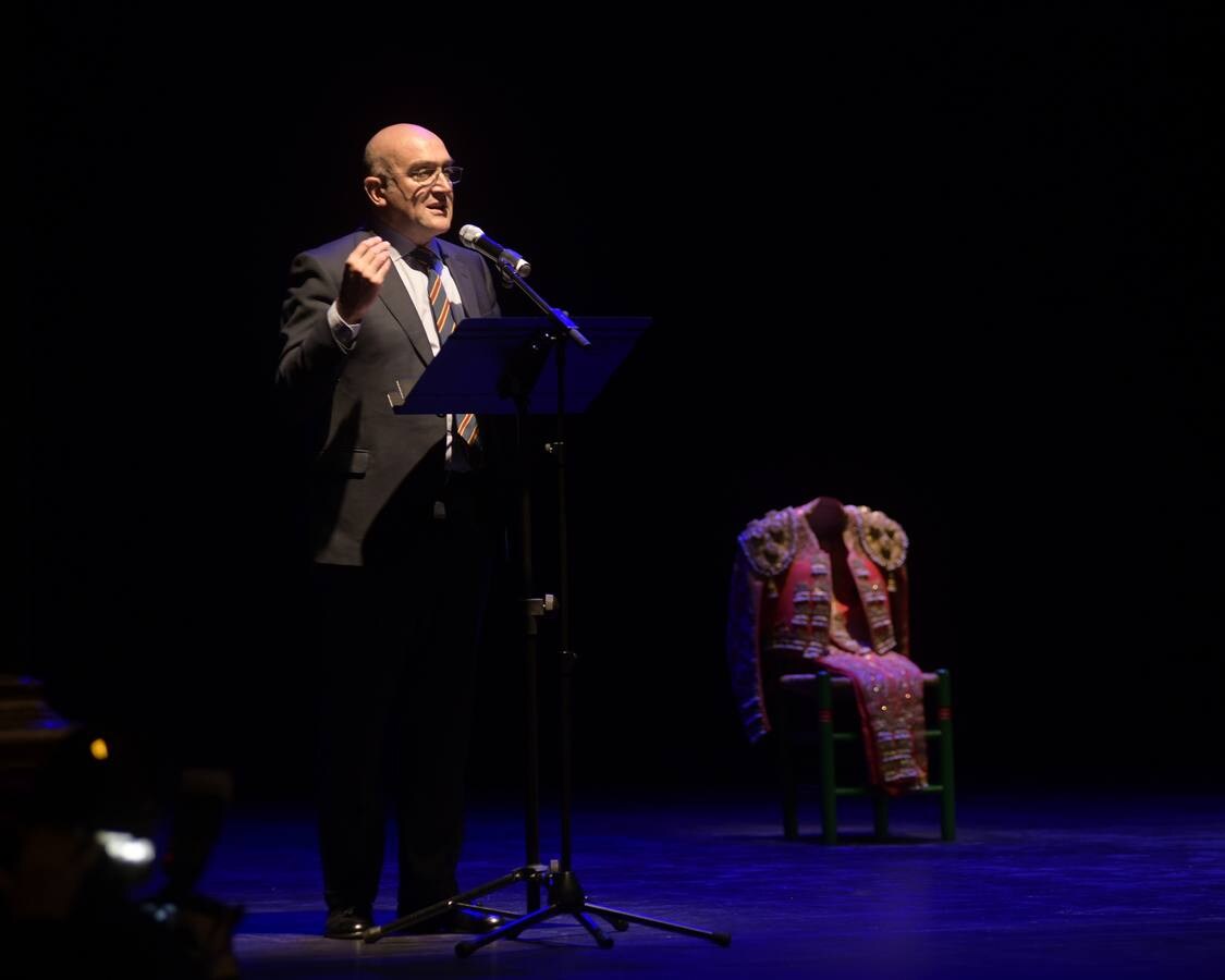 Durante el acto se procedió a la entrega de los premios del XX Certamen de Ideas Taurinas 'Félix Antonio González' y los trofeos taurinos 'Pedro Iturralde' a los triunfadores de la Feria Taurina de la Virgen de San Lorenzo 2018