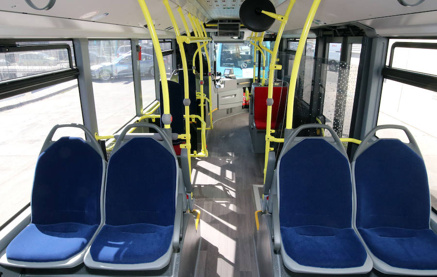 Interior de los nuevos autobuses urbanos.