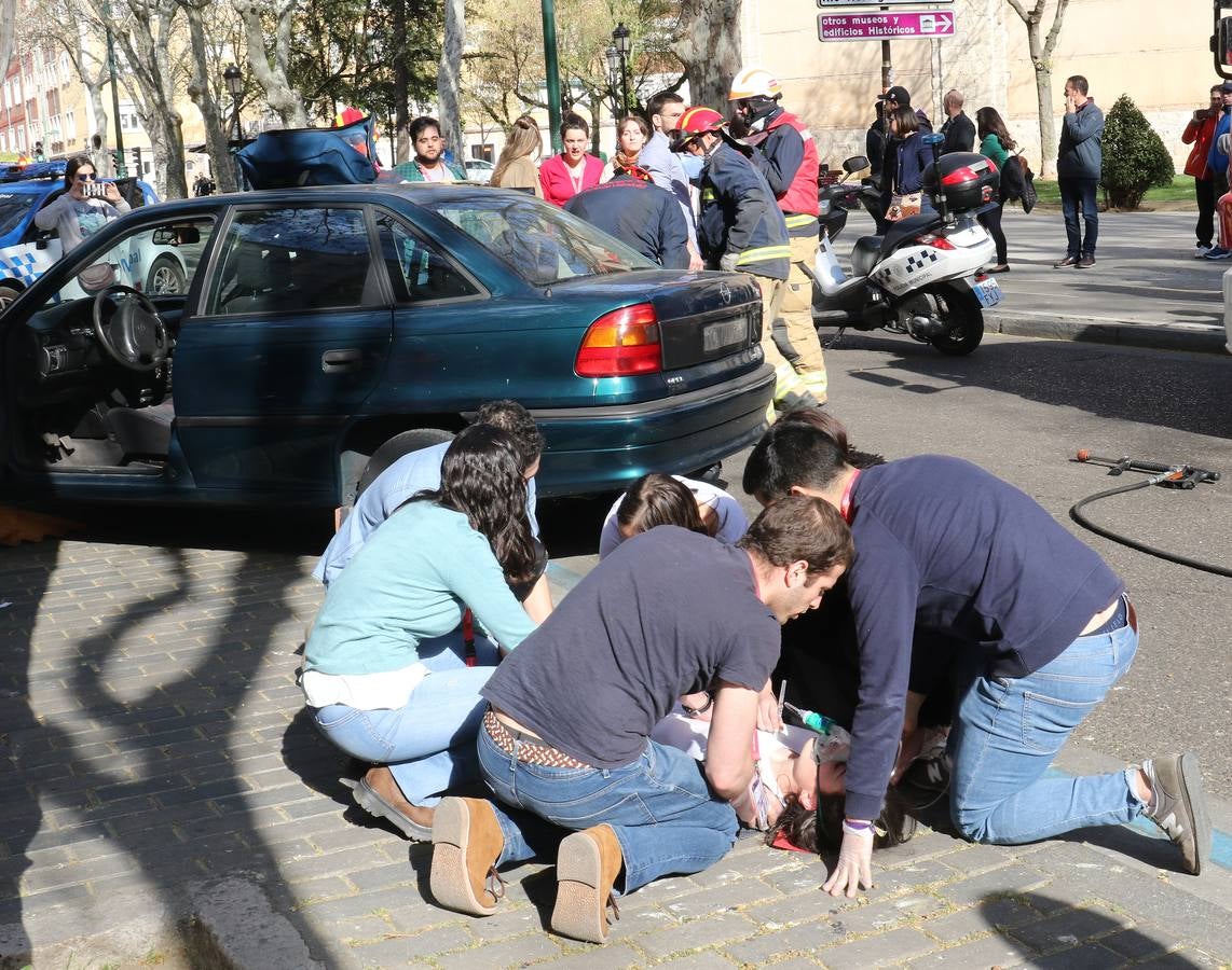 Fotos: Simulacro de atentado terrorista en la Facultad de Medicina de Valladolid