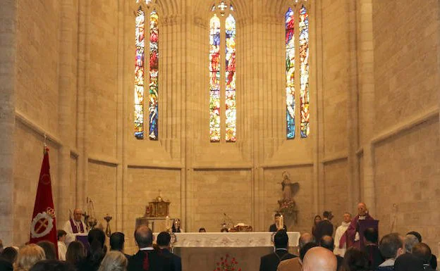Altar mayor de La Antigua, una vez concluida la limpieza. 