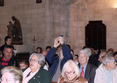 Imagen secundaria 1 - Misa de inauguración de la iglesia de La Antigua. 
