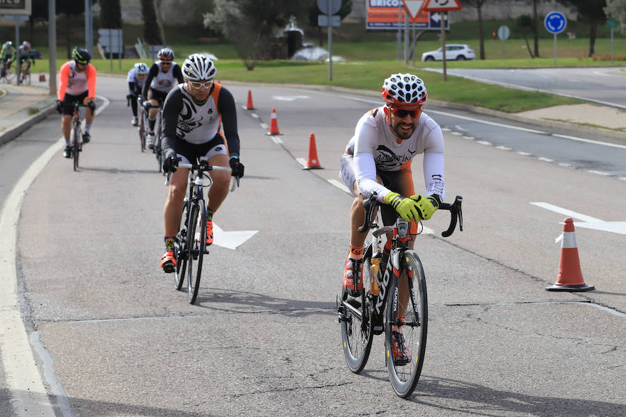 Fotos: Fotografías del II Duatlón Grupo Andrés por equipos (2/2)