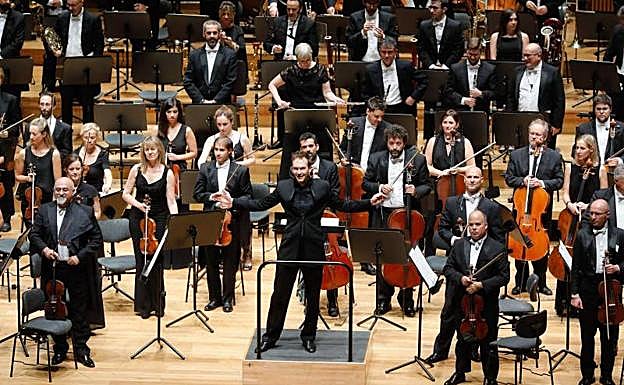 Gourlay, al frente de la OSCyL. 