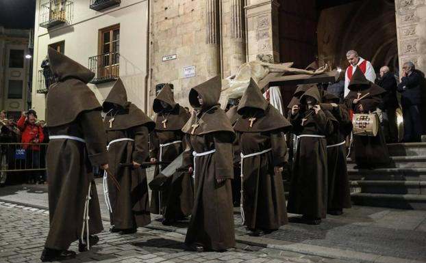 Programa de procesiones del Sábado de Pasión, 13 de abril, en Salamanca