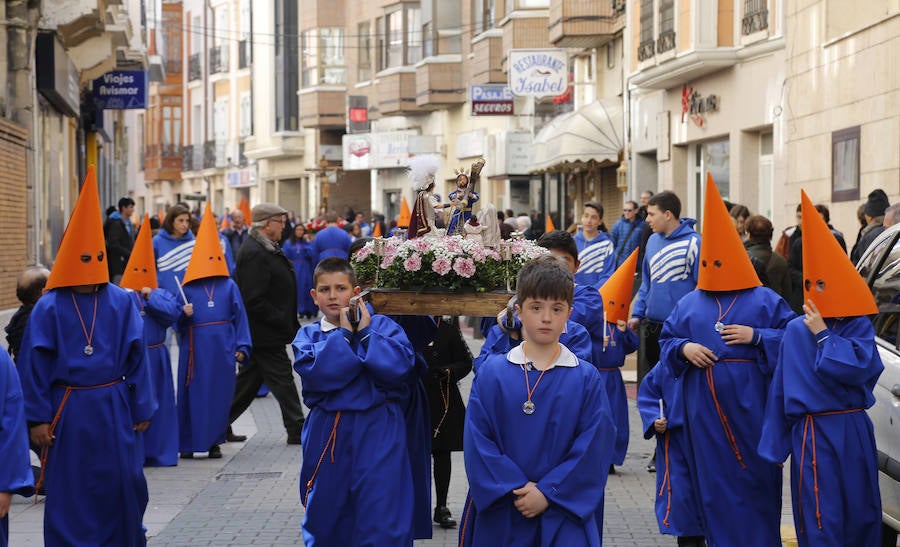 Fotos: Los niños inauguran la Semana Santa de Palencia