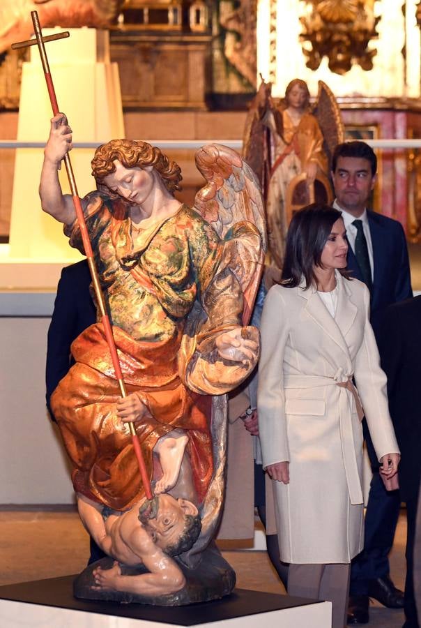 Ha recorrido dos de las tres sedes de esta nueva edición del ciclo de exposiciones de Arte Sacro, la iglesia de San Pedro y el Monasterio de la Ascensión, donde ha podido contemplar durante una hora y media las piezas expuestas