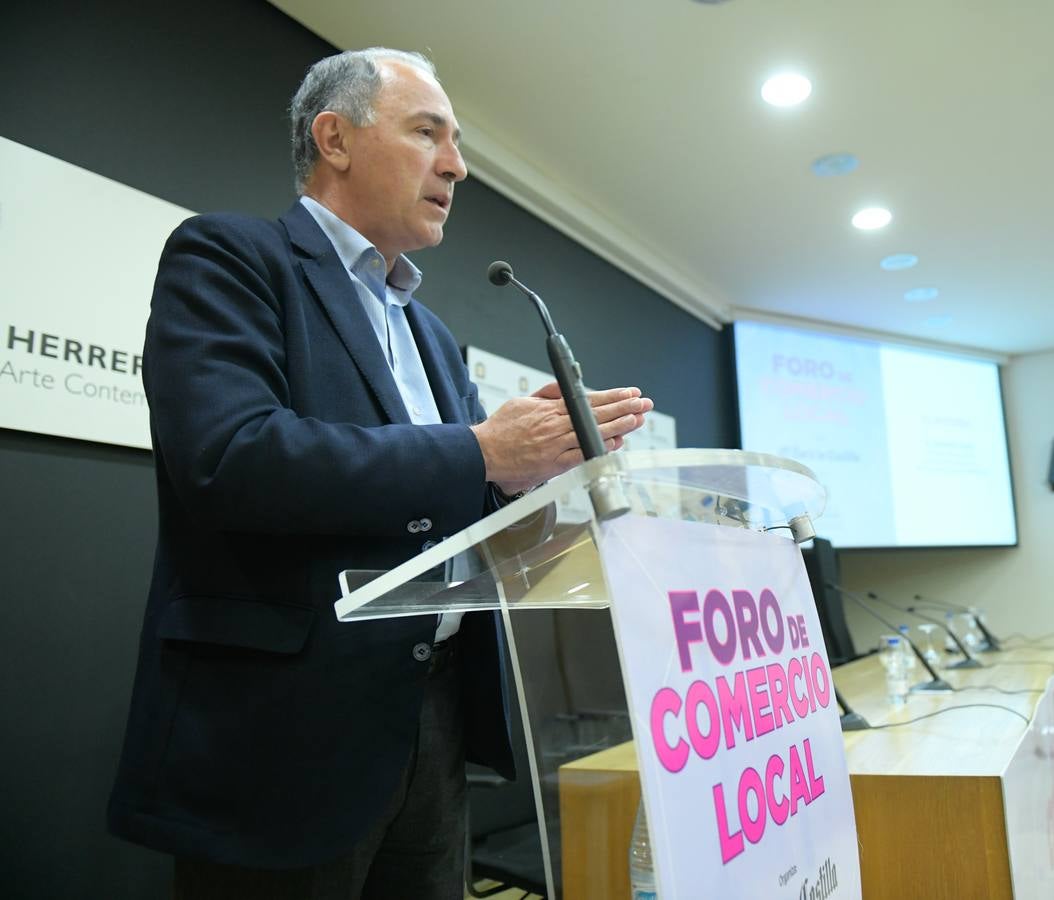 Encontrar propuestas innovadoras para dinamizar el comercio minorista y definir fórmulas para apoyar a los nuevos emprendedores y comerciantes de este sector tan importante para la economía vallisoletana son los objetivos principales del encuentro organizado por el Ayuntamiento de Valladolid en colaboración con El Norte de Castilla