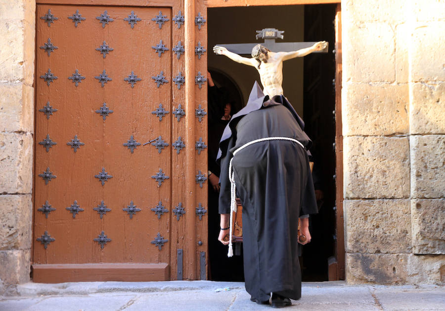 Fotos: Procesión del Santo Cristo de la Buena Muerte