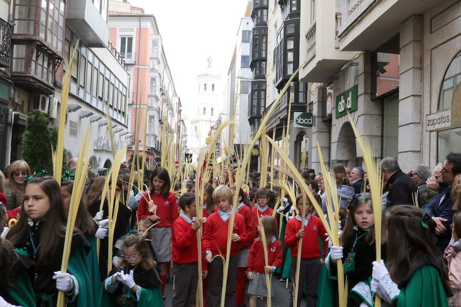 Fotos: Procesión de Las Palmas en Valladolid
