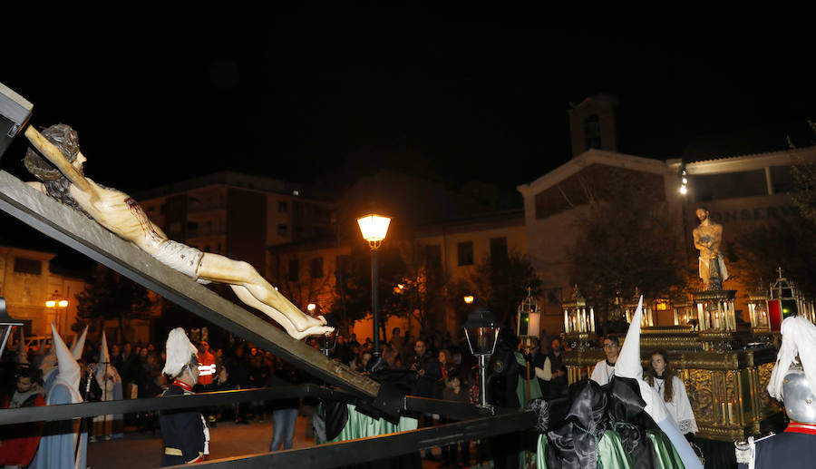 Fotos: Procesión de Las Cinco LLagas en Palencia