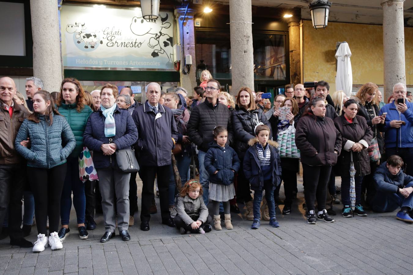 Fotos: Público en la procesión del Santísimo Rosario del Dolor de Valladolid (2/2)