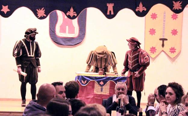 Torrelobatón cena con los comuneros