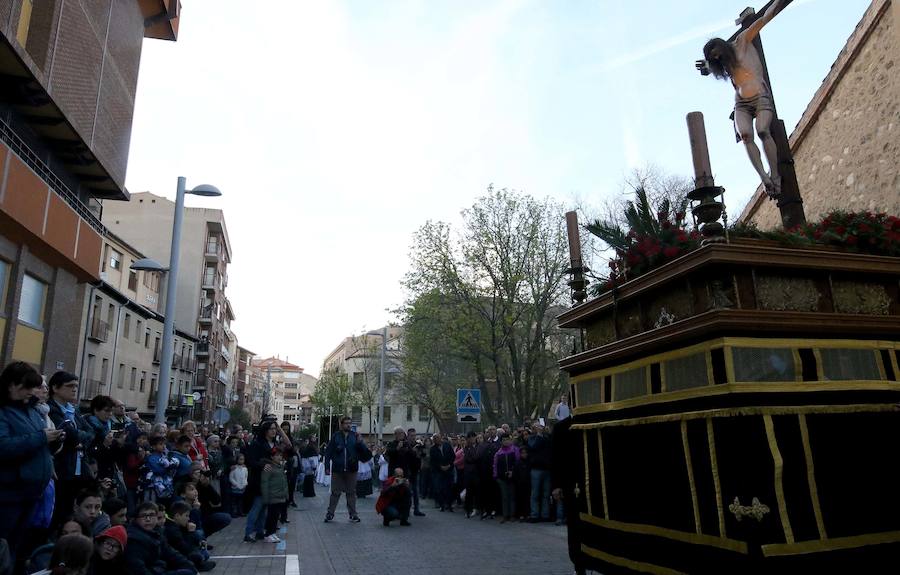 Fotos: Procesión y Oración de los Cinco Misterios en Santa Eulalia