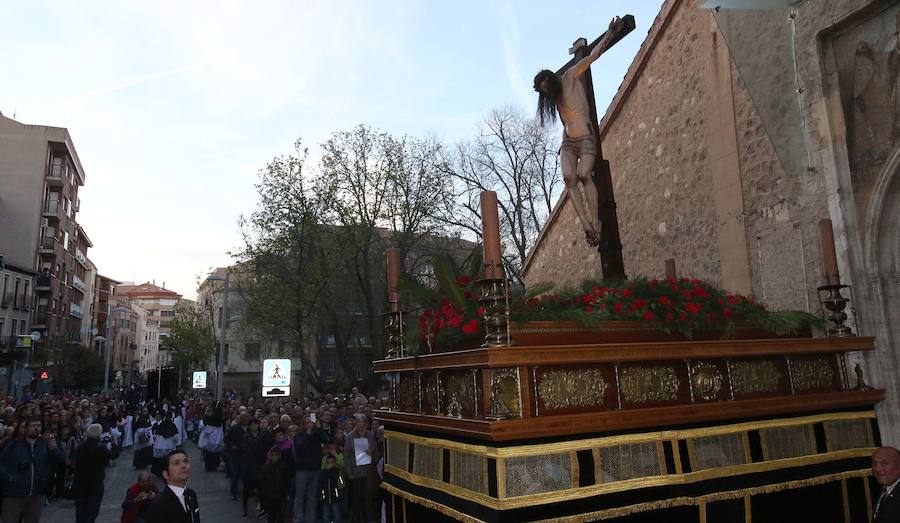 Fotos: Procesión y Oración de los Cinco Misterios en Santa Eulalia