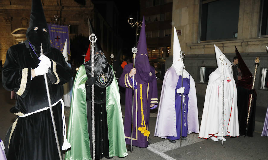 Fotos: Procesión del Prendimiento en Palencia