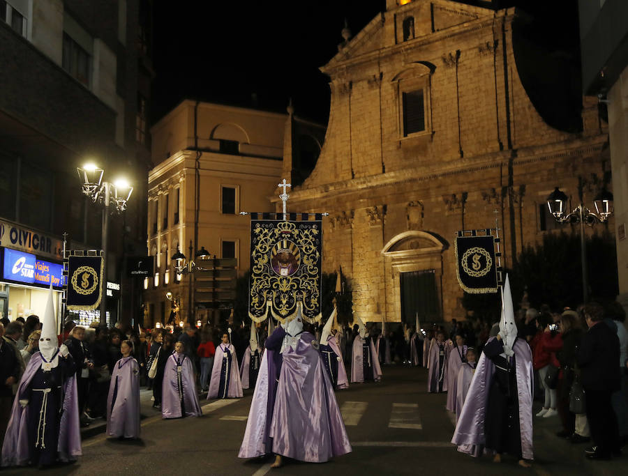 Fotos: Procesión del Prendimiento en Palencia