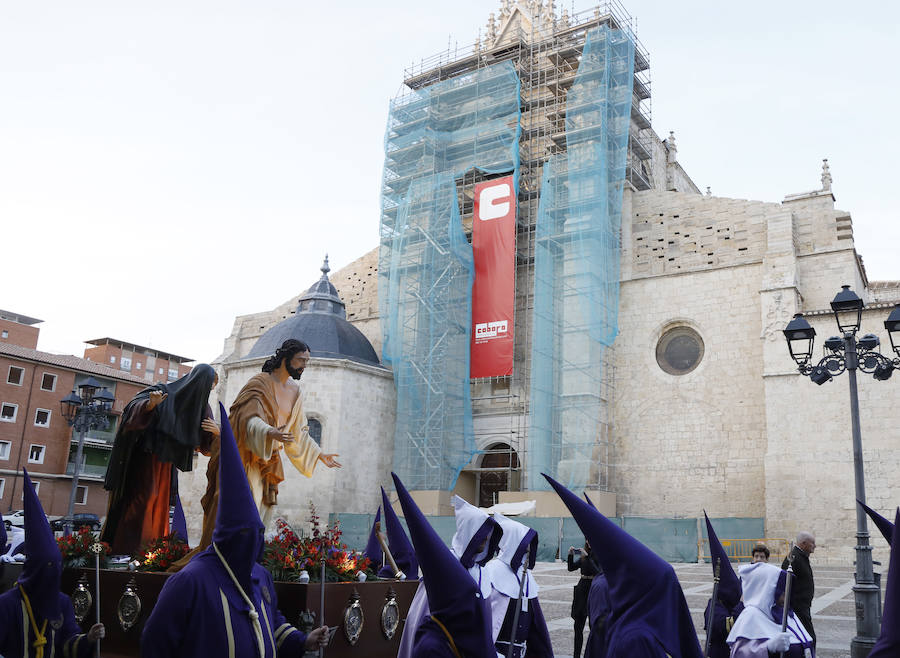 Fotos: Procesión del Prendimiento en Palencia