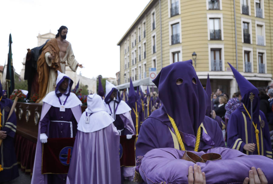 Fotos: Procesión del Prendimiento en Palencia